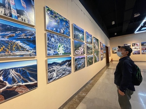 光影定格精益匠心，对话建设者绽放冬奥之光——‘对话·建设者’北京冬奥主题摄影展盛大开展
